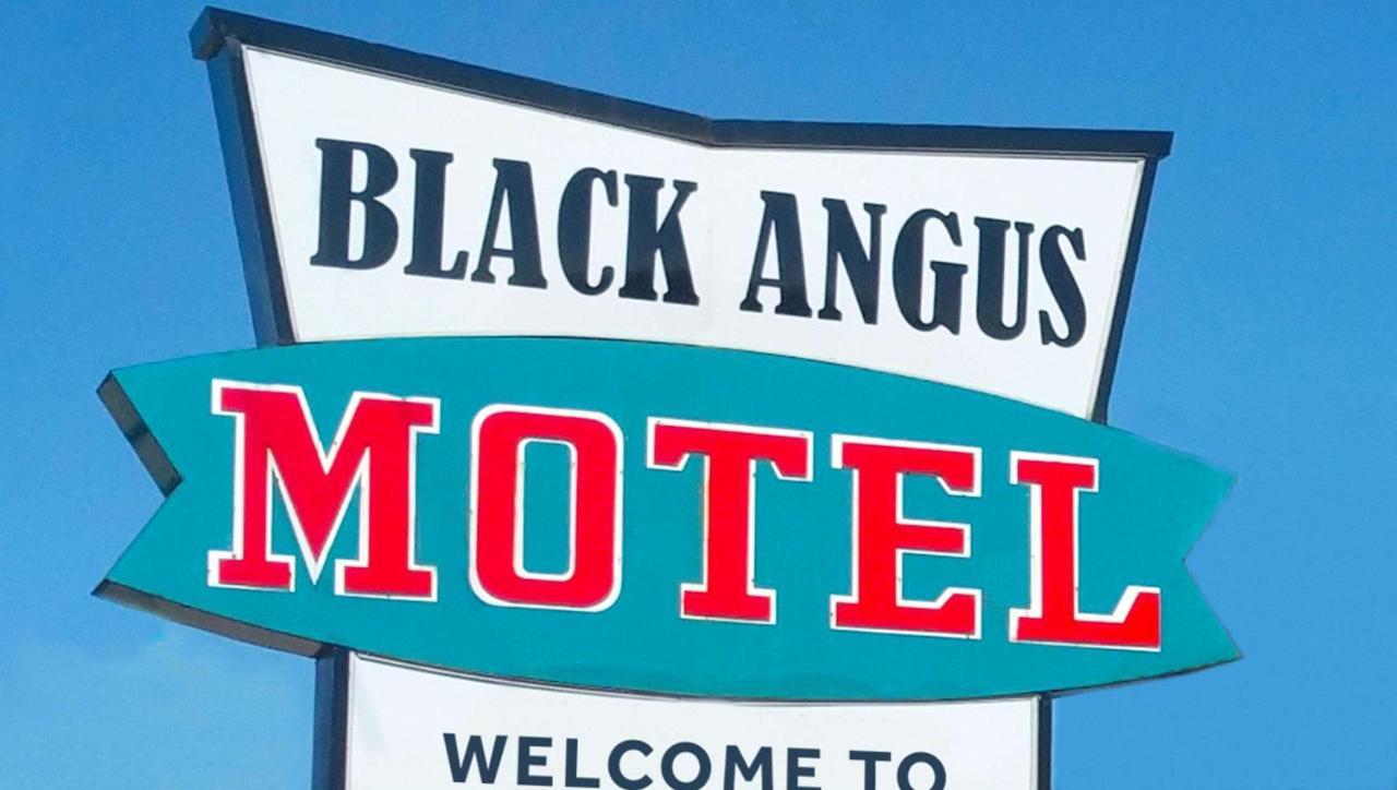 Black Angus Motel Poteau Dış mekan fotoğraf